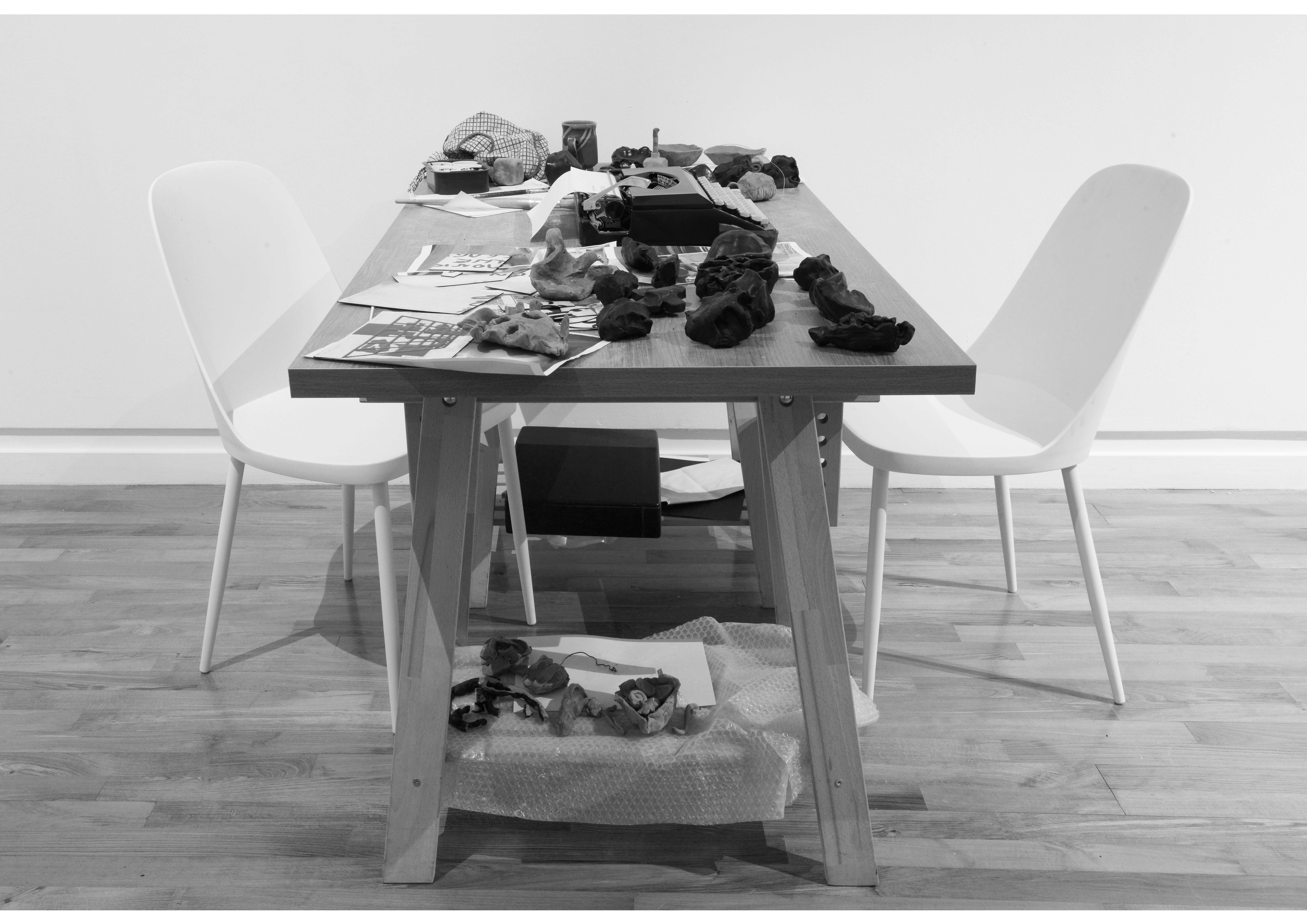 Rhona Warwick Paterson, Living table at GoMA, Installation with poems and clay, 2019-22  (SITE REPORT 1)